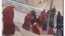 རྒྱ་གཞུང་གིས་སྡེ་དགེའི་ཡུལ་མི་ཚོ་བཙན་བཟུང་བྱས་པའི་ཛ་དྲག་གི་གནས་ཚུལ། 