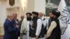 Uzbekistan parèt tèt li kòm yon peyi kle pou pale ak Taliban yo