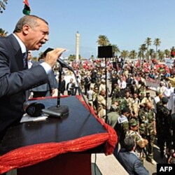 Turkiya Bosh vaziri Rajab Toyib Erdog'an Tripoliga bordi, 16-sentabr 2011