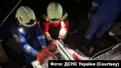 Зведений загін ДСНС працює у провінції Хатай. Фото: ДСНС України