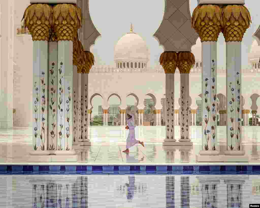 Masjid. Abu-Dabi. 