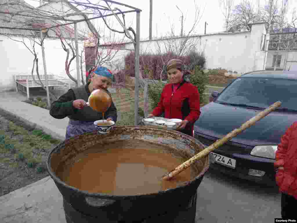 Qirg'izistonda ham Navro'z bayrami sumalaksiz o'tmaydi.