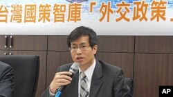 ཐེ་ཝན་གྲོས་ཚོགས་ཀྱི་ཕྱི་འབྲེལ་དང་རྒྱལ་སྲུང་ཚོགས་ཆུང་གི་ཚོགས་མི་ལོ་ཀྲི་ཀྲེང་