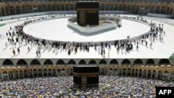 Kabaning 2019 va 2020-yillardagi qiyosiy surati, Makka, Saudiya Arabistoni