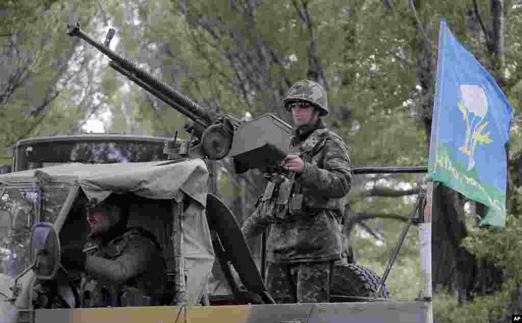 Ukraina harbiylari Slavyanskda pozitsiyalarini egallamoqda, Ukraina, 2-iyun, 2014-yil