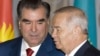 Tojikiston Prezidenti Emomali Rahmon (chapda) O'zbekiston rahbari Islom Karimov bilan, Olma-ota, Qozog'iston, 28-aprel, 2009-yil.