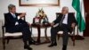 Palestinian President Mahmoud Abbas (R) meets with U.S. Secretary of State John Kerry in the West Bank city of Ramallah Apr. 7, 2013. 