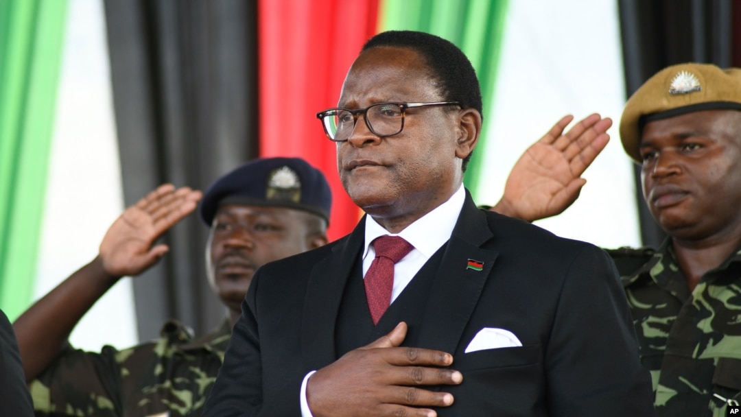 Rais wa Malawi Lazarus Chakwera alipoapishwa kuchukua madaraka mjini Lilongwe, Malawi, June 28, 2020. 