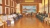 တပ်မတော်ကာကွယ်ရေးဦးစီးချုပ် ဗိုလ်ချုပ်မှူးကြီး မင်းအောင်လှိုင်နဲ့ မြန်မာနိုင်ငံ စာနယ်ဇင်းကောင်စီ ယာယီ တာဝန်ရှိသူတွေ နေပြည်တော်မှာရှိတဲ့ ကာကွယ်ရေးဝန်ကြီးဌာနမှာ ၂၄ ရက် သြဂုတ်လ ၂၀၁၅ မှာ တွေ့ဆုံခဲ့ကြချိန် (ဓာတ်ပုံ - Senior General Min Aung Hlaing FB)