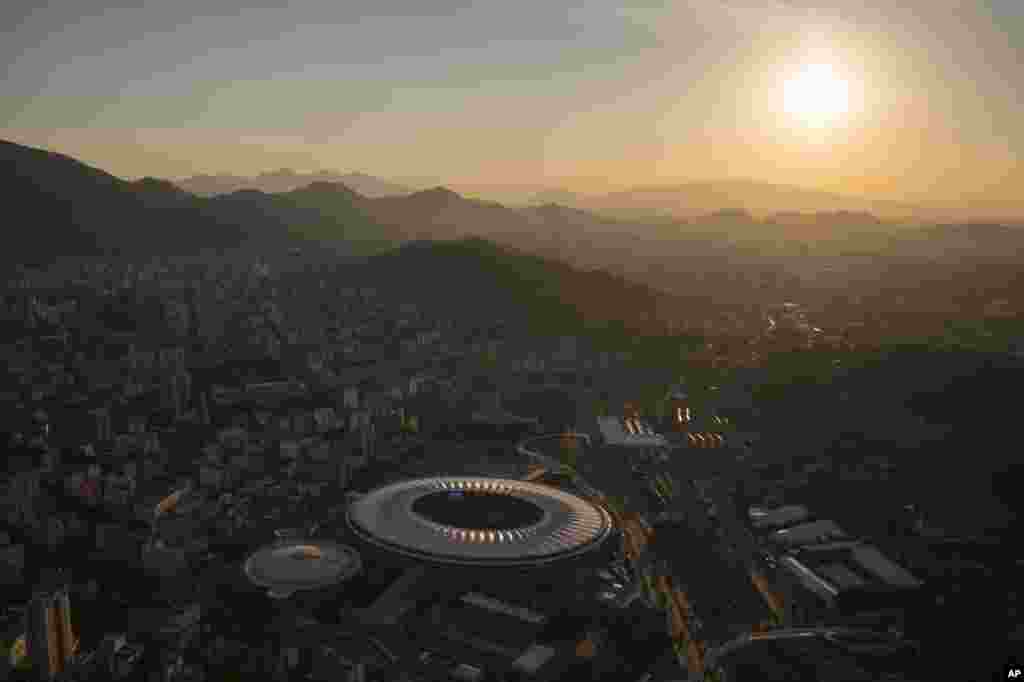 Rio-de-Janeyrodagi Marakana stadionining tepadan ko'rinishi, 8- iyun, 2014-yil.