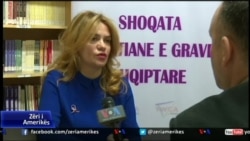 Muaji i ndërgjegjësimit për kancerin e gjirit