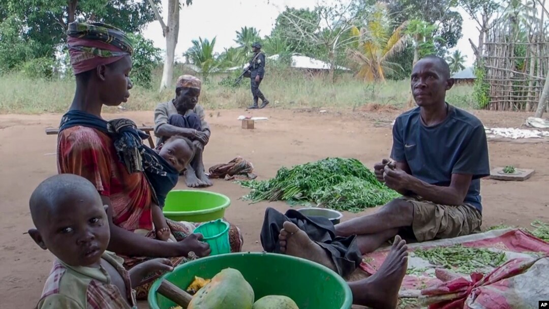 Familia iliyotoroka nyumbani ikihofia usalama Msumbiji