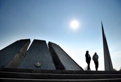 Genotsid qurbonlari yodgorligi. Yerevan, Armaniston