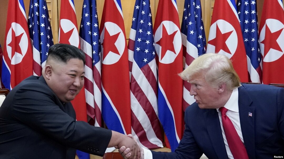 도널드 트럼프 미국 대통령과 김정은 북한 국무위원장이 지난해 6월 판문점에서 만났다.