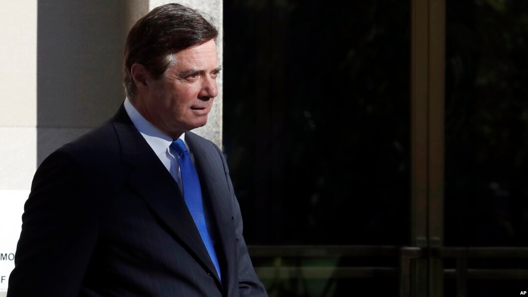 Paul Manafort leaves Federal District Court in Washington, Oct. 30, 2017. 