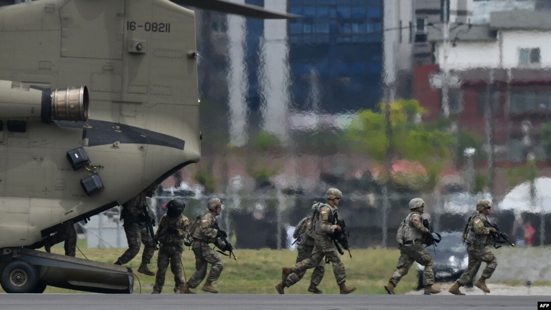 지난 2019년 6월 한국 평택의 캠프 험프리스 기지에서 미8군 창설 75주년을 맞아 훈련 시범이 진행됐다.