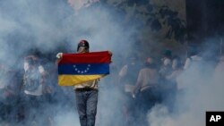 Protestos deixaram três mortos na quarta-feira