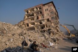 Пошукові роботи в Антак'ї тривають. 12 лютого 2023 року. (AP Photo/Petros Giannakouris)