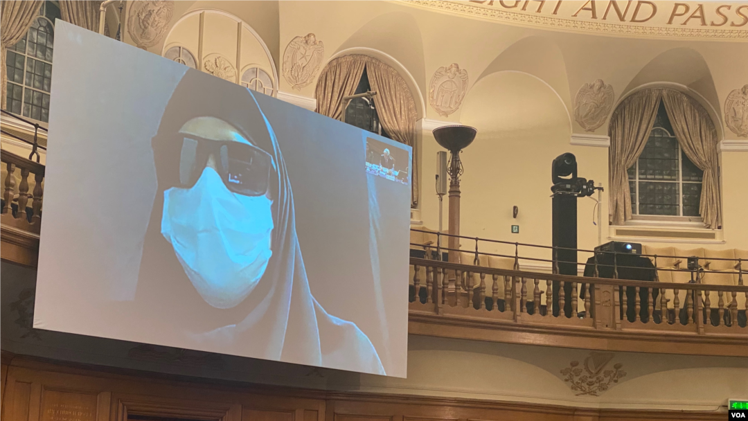 An Iranian woman disguised to conceal her identify gives live video testimony from Iran on Nov. 10, 2021, to a London-based international people's tribunal investigating alleged atrocities in Iran's deadly crackdown on nationwide protests in Nov. 2019. (VOA Persian/Ramin Haghjoo)