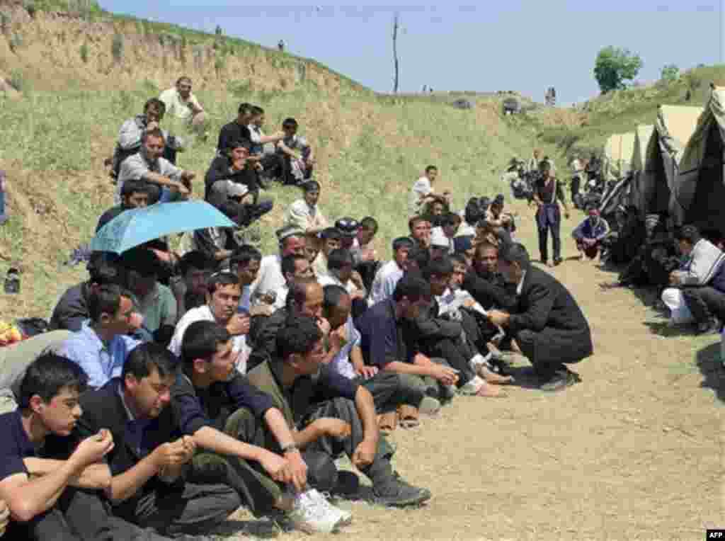 Qirg'izistonga qochganlar, 16-may, 2005