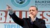Turkey's President Recep Tayyip Erdogan addresses his supporters in Balikesir, April 6, 2017. Turkey is heading to a contentious April 16 referendum on constitutional reforms to expand Erdogan's powers.